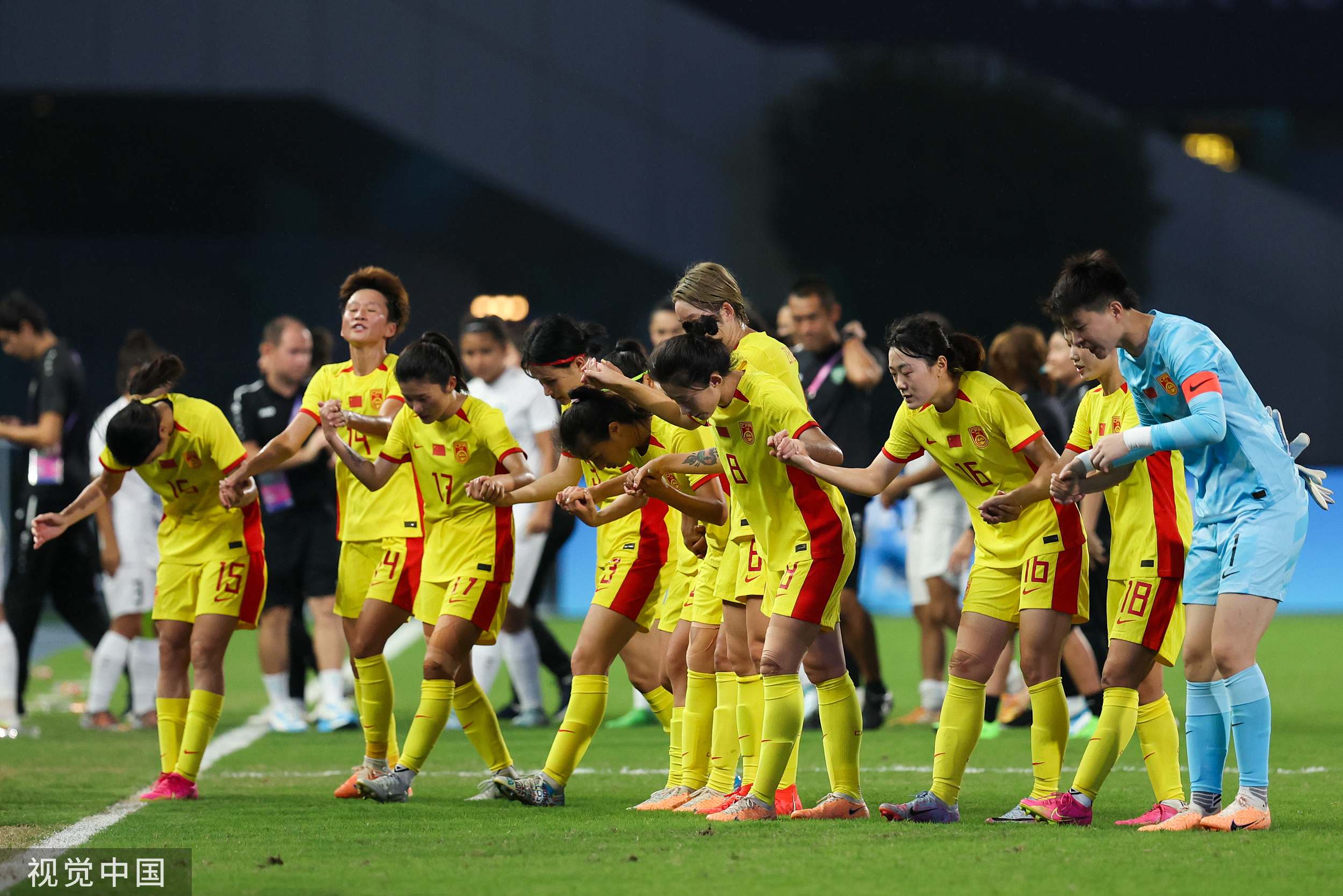 多米体育-女足颁奖词